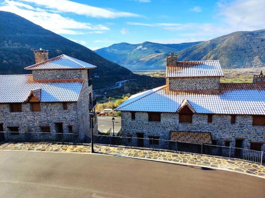 Casa Balcon De Los Pirineos - Gavin Biescas المظهر الخارجي الصورة