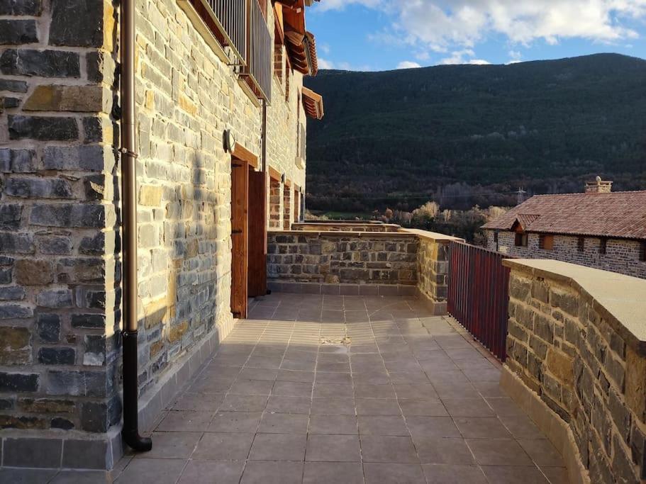 Casa Balcon De Los Pirineos - Gavin Biescas المظهر الخارجي الصورة